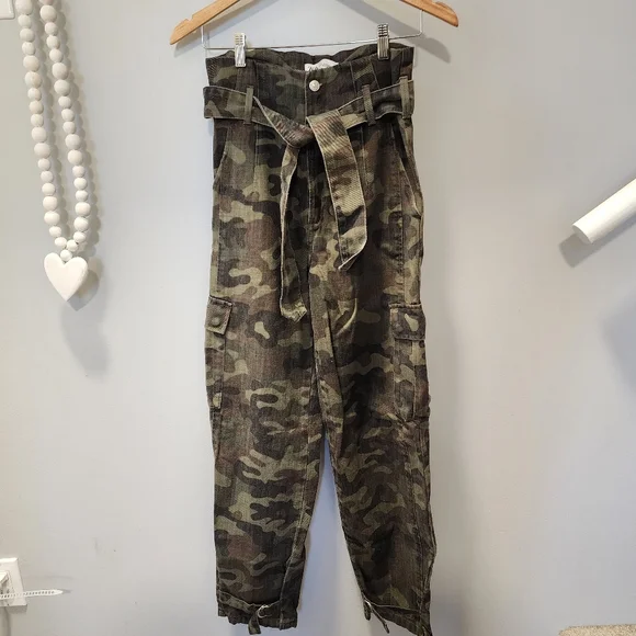 Zara camo deals jeans